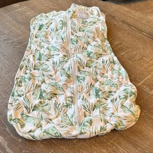 Leaf-Print Green Baby Sleep Sack with Front Zipper
